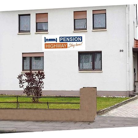 Pension Highway Бюнде Экстерьер фото
